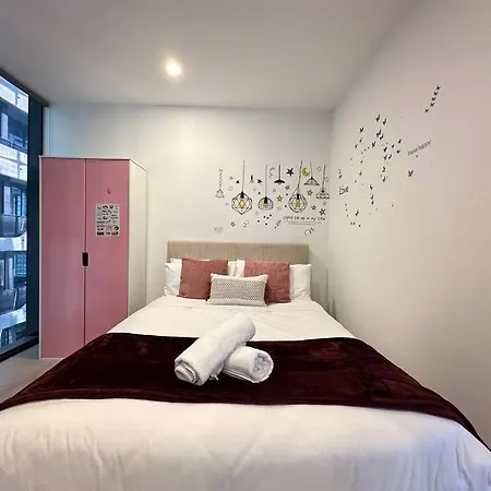 Avant Cbd Cozy & Spacious 2Br Residences Melbourne Exterior photo