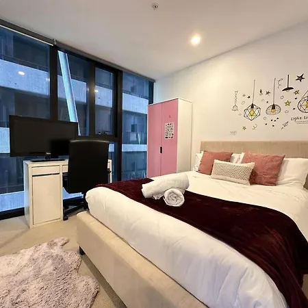 Avant Cbd Cozy & Spacious 2Br Residences Melbourne Exterior photo